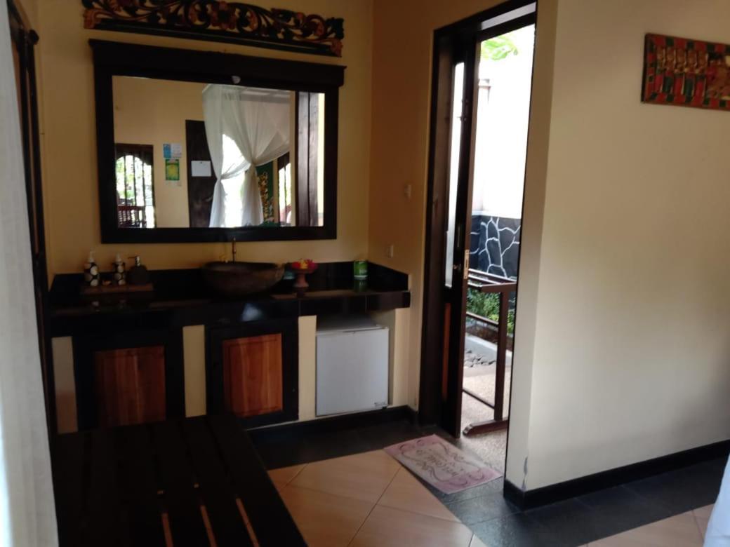 Tirta Sari Bungalow Pemuteran Exteriér fotografie